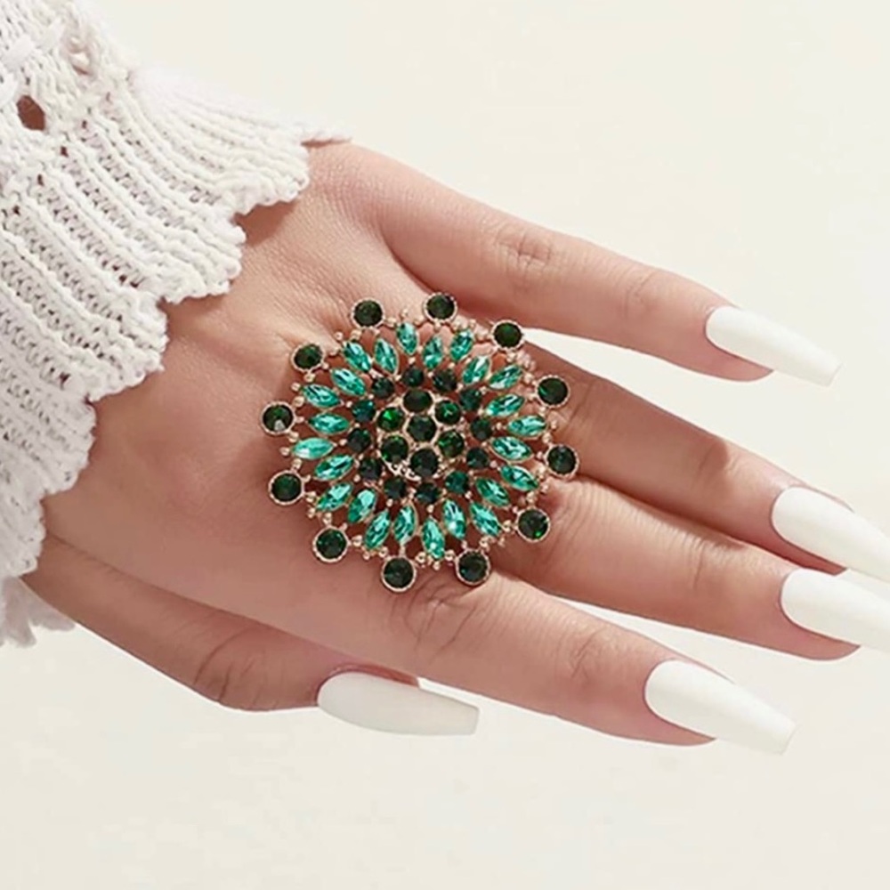 Rhinestone Flower Fashion Ring Green ~ New